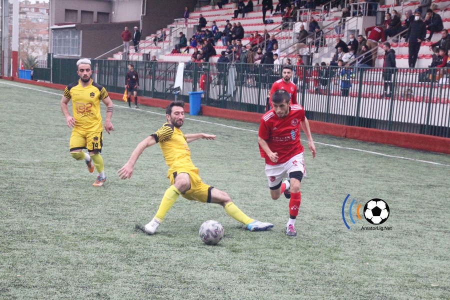 Çekmeköy Bld. Alemdağspor liderliğe yükseldi