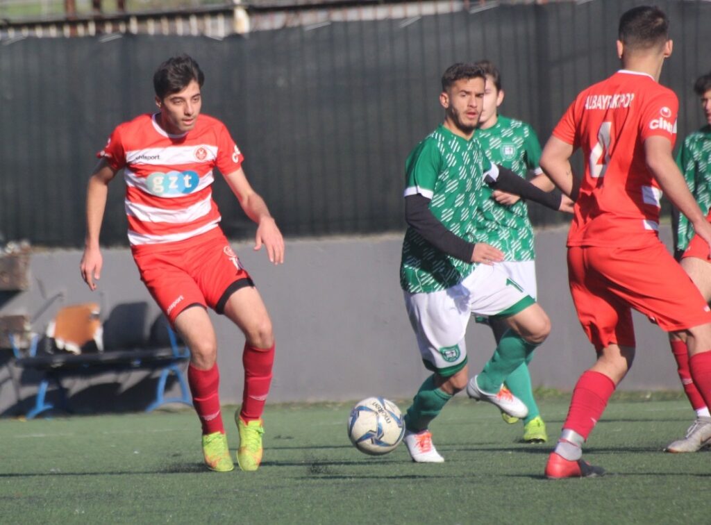 Albayrakspor Bollucaspor’u ikinci yarıda geçti