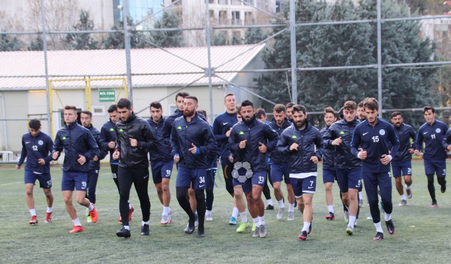 Yeniçarşı Bayrampaşa maçının hazırlıklarını sürdürdü