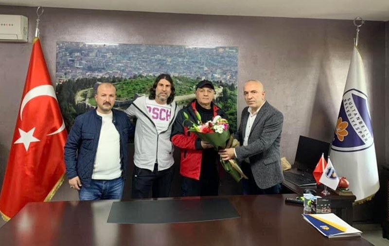 Sultanbeyli Belediyespor Türkoğlu ile anlaştı