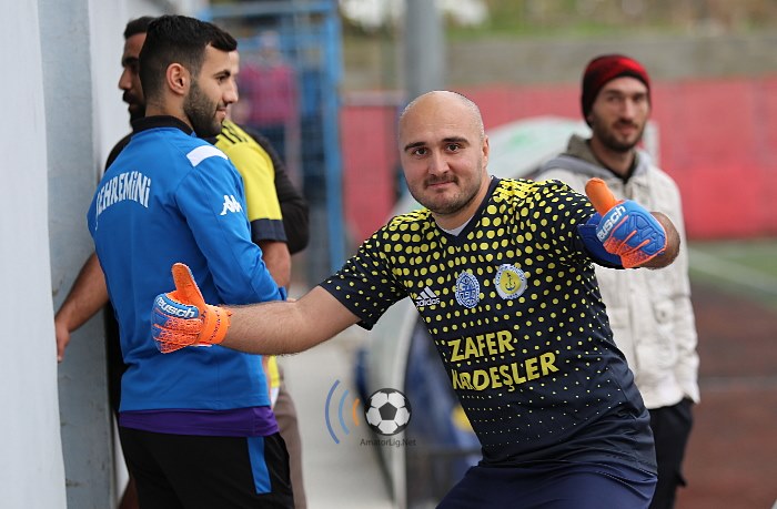 Hüseyin Yıldırım 30 yaşında futbolu bıraktı