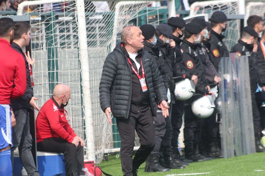 Bağcılarspor’da Enver Şen dönemi sona erdi