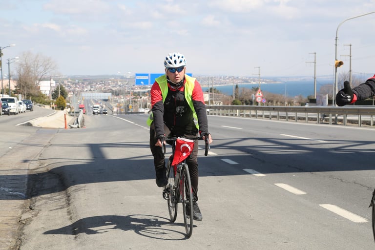 Hakemler ve Saha Komiseri Çanakkale’ye bisikletle gittiler