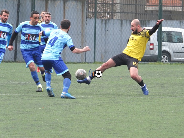 Gültepespor ile Mimarsinan ligi aynı puanda bitirdi