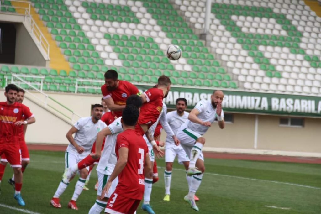 Beyoğlu Yeniçarşı 1 puan ile döndü