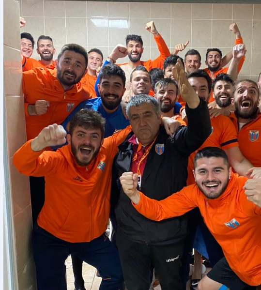 Alibeyköyspor yükselişini devam ettirdi