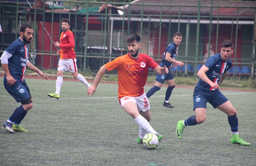 Galatasaray Taçspor ilk yarıyı lider tamamladı