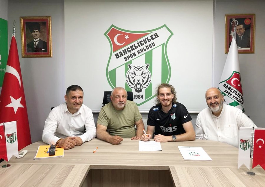 Bahçelievlerspor’da iç transferde imzalar atıldı