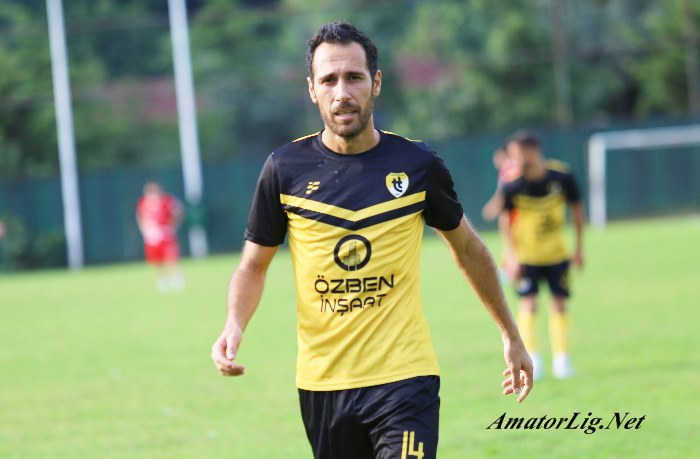 Taşlıtarlaspor’a tecrübeli stoper