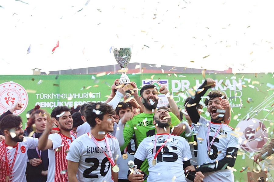 Kanuni Sultan Süleyman Yurdu KYK İstanbul şampiyonu oldu