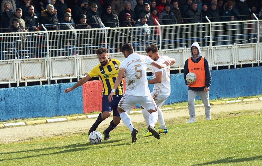 Çerkezköy 1911 galibiyet serisini Sinop karşısında sürdürdü
