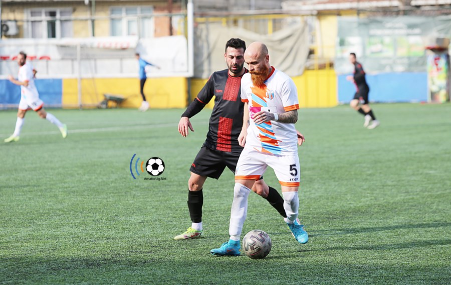 Alibeyköy-Galata maçında kazanan çıkmadı