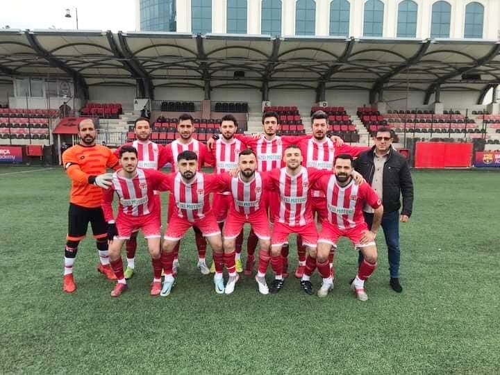 Küçükkbakkalköyspor başarıyı 7’nci hocada buldu