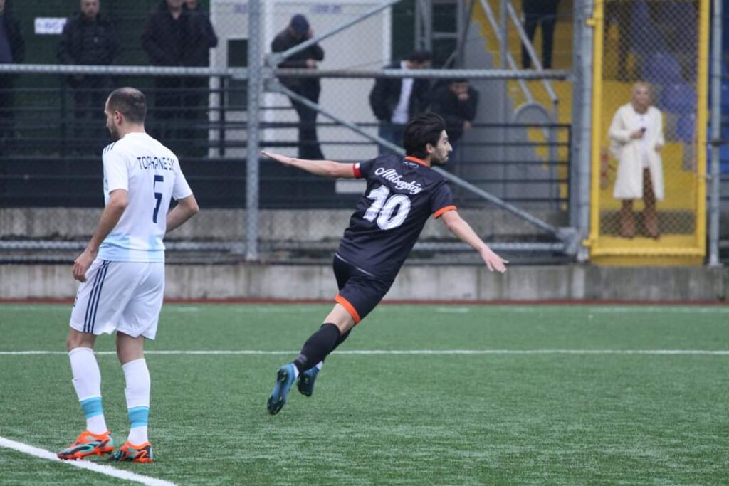 Alibeyköyspor’dan dört gollü galibiyet