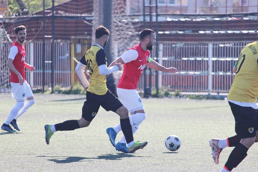 İstanbul Anadolu galibiyetle kapattı