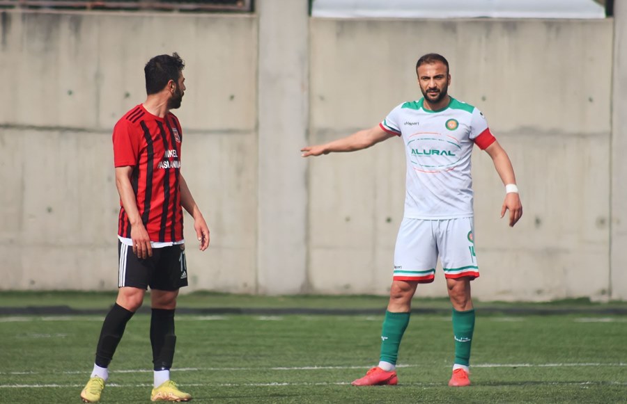 Yeni Ufukspor kaptanını bırakmadı