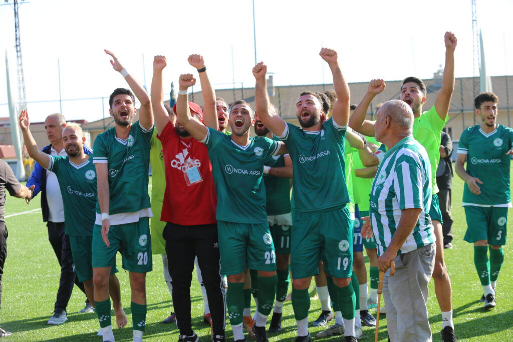Üsküdar Anadolu üç puanı 90.dakikada aldı