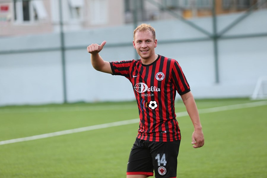 Barış transfer oldu, bir futbolcu kadro dışı kaldı