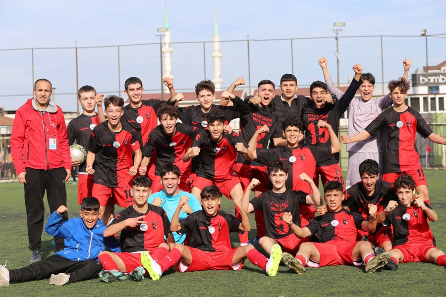 Fevzi Çakmakspor final maçına kaldı