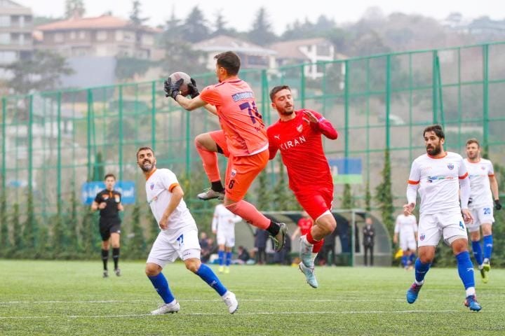 Alibeyköyspor Beylerbeyi’nden rövanşı aldı
