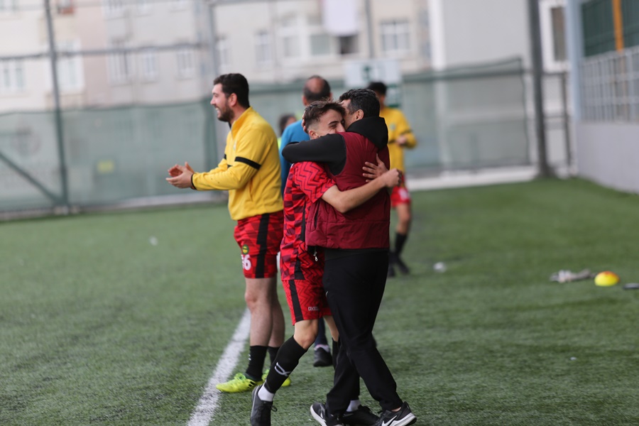 Sütlücespor deplasmanda farklı kazandı