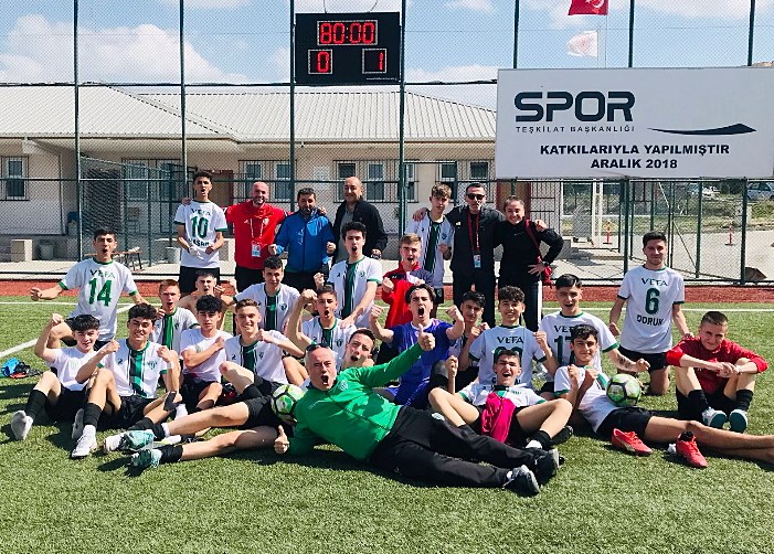 Vefa şampiyonaya üç puan ile başladı