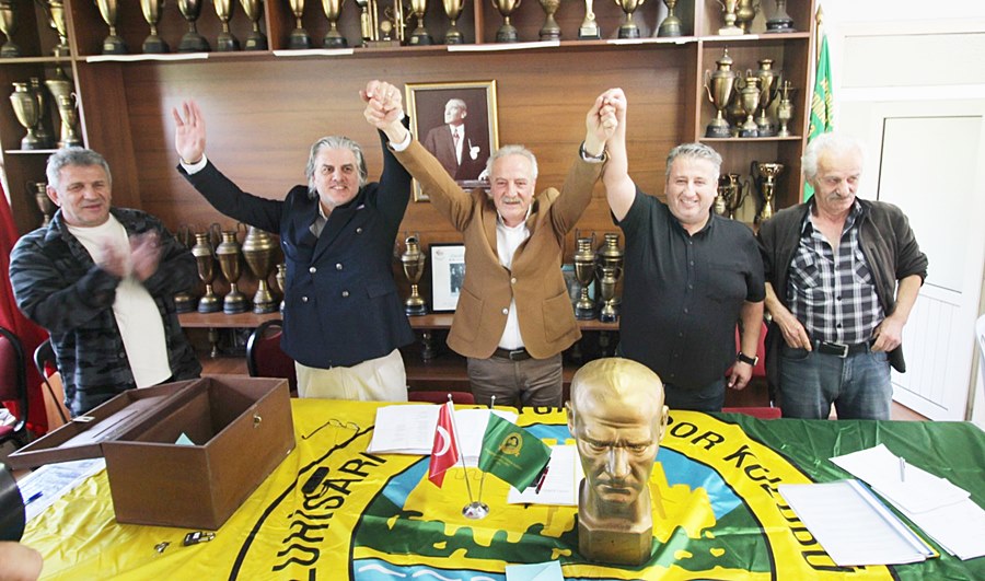 Anadolu Hisarı’nda İlker Güner tek oy farkı ile Başkan seçildi