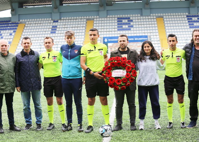 TFFHGD İstanbul Şubesi’nden Hakemlere plaket