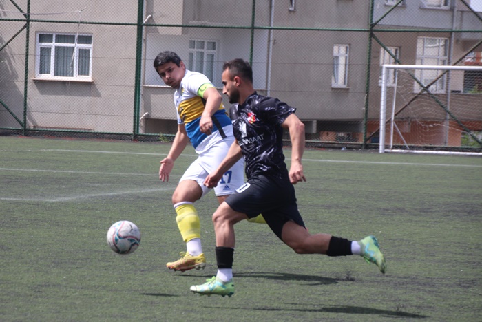 Sarıgazispor farklı kazandı