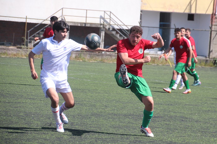 Taşdelenspor bir puanı uzatmalarda kurtardı