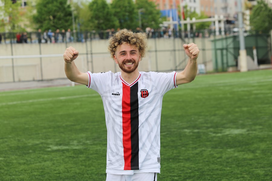 Feridun Kıroğlu takımında kaldı