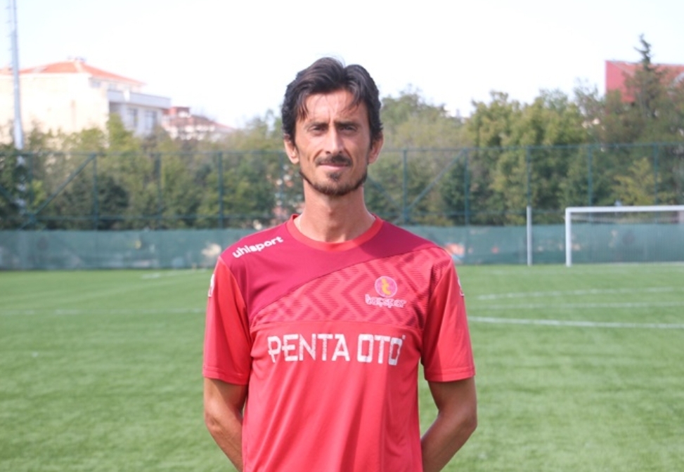 Taçspor’a tecrübeli orta saha