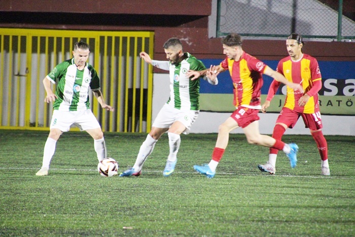 Çamlıcaspor ile Taçspor puanları paylaştılar