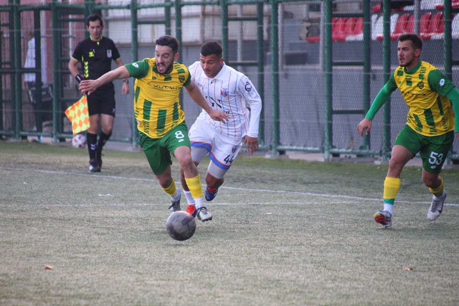 Osmaniye İstiklalspor Alibeyköy’ü iki golle geçti