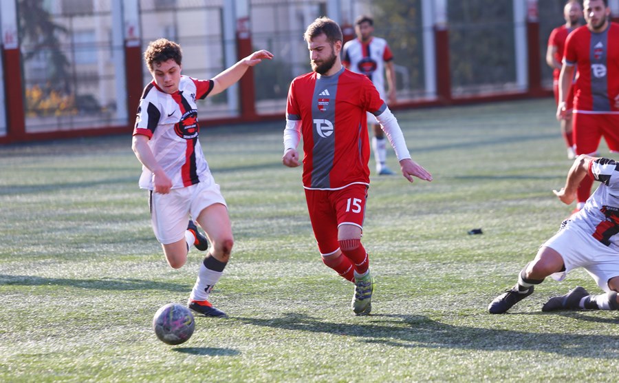 Mecidiyeköy Tayfun Topkapı’ya direndi