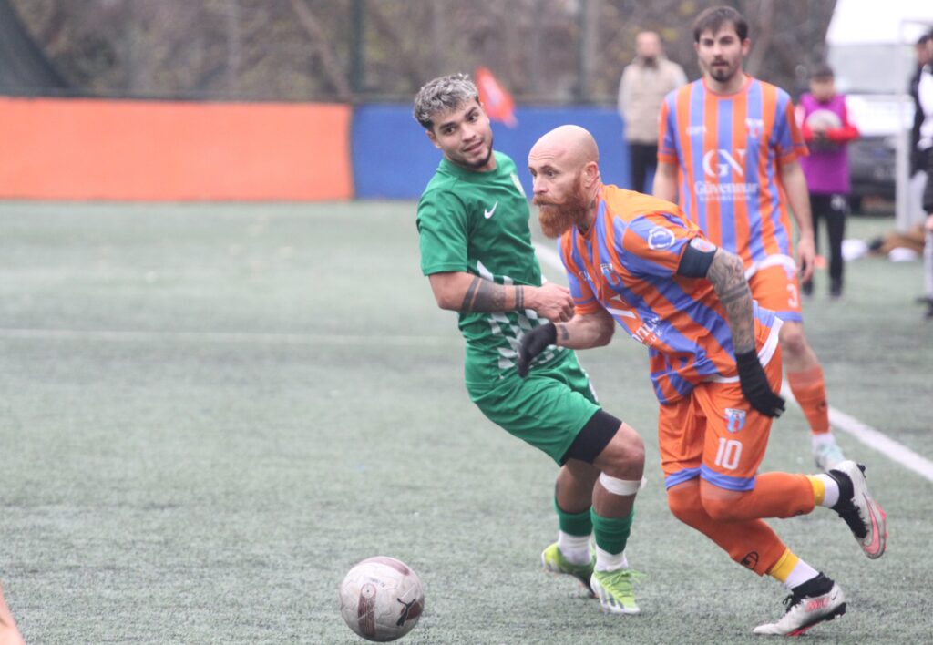 Alibeyköyspor 3 puanı tek golle aldı