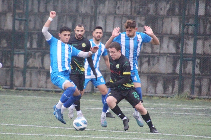 Anadolu Hisarı İY şampiyonluk yarışına devam dedi