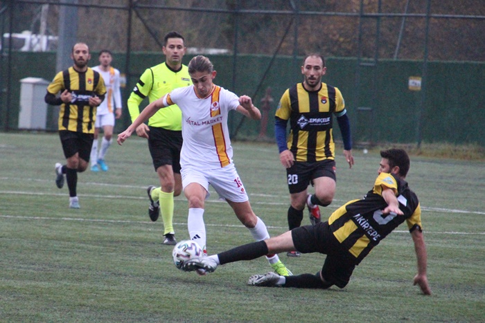 Taçspor erteleme maçını 2 golle kazandı
