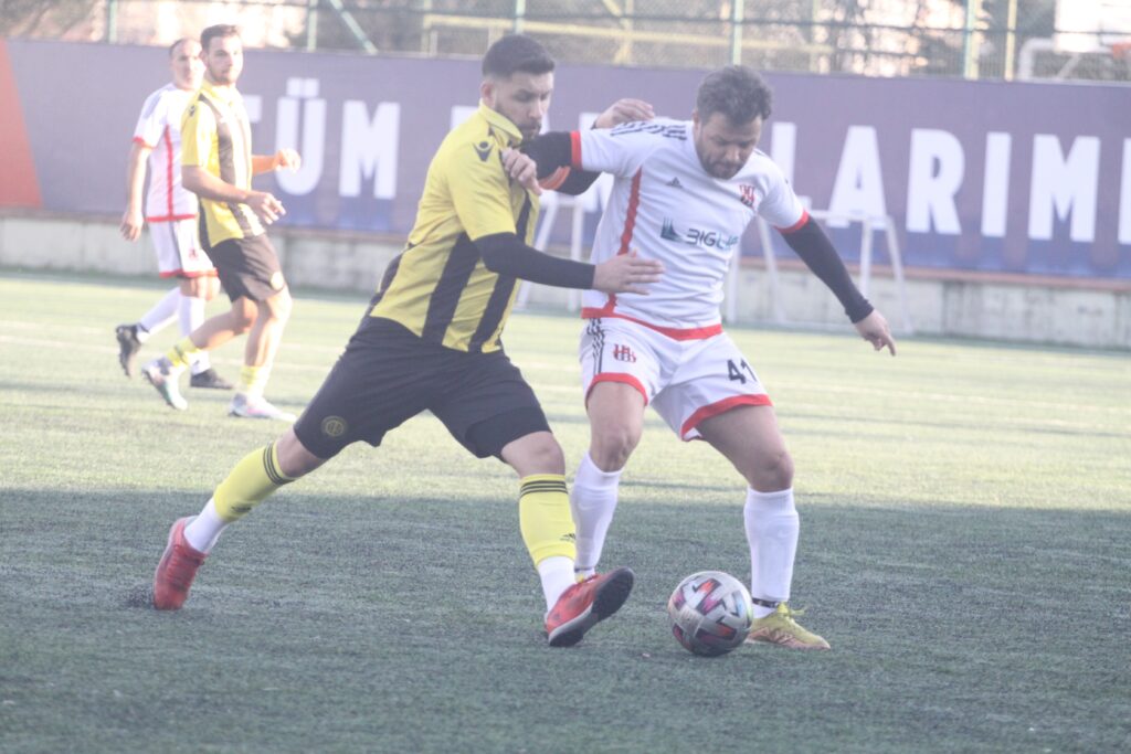 Avcılarspor zirveye yerleşti