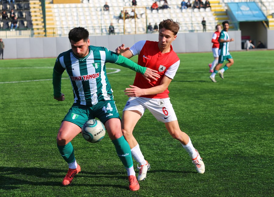 İstanbul Anadolu bir puanı 90’da kurtardı