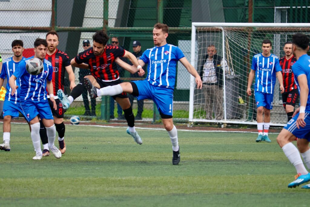 Galata şampiyonluk yolunda hata yapmadı