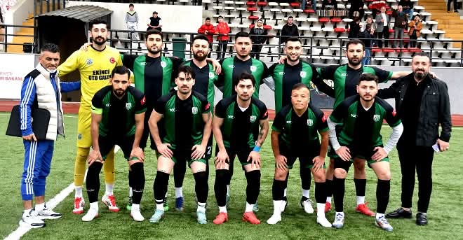 Yeşil Esenyurt şampiyonluğa çok yakın