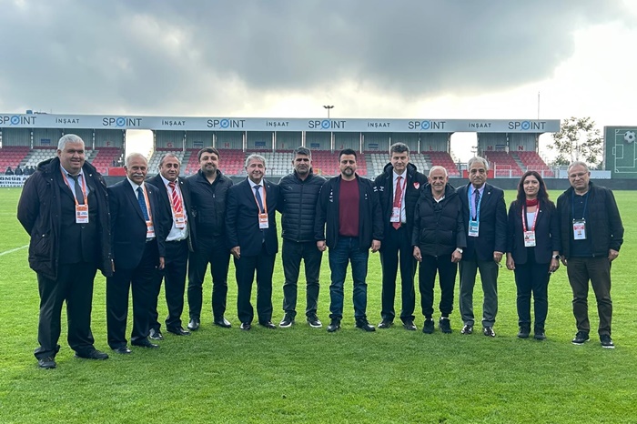 TFF Amatör İşler Başkanı Selçuk Azeri ve Ekibi Play-Off maçlarını yerinde takip etti