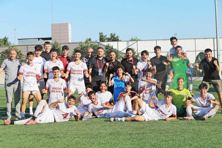 Kartal farklı kazandı ve şampiyon oldu