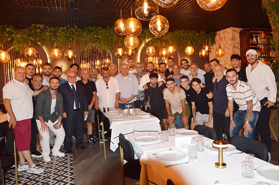 Kuruçeşmespor yemekte bir araya geldi