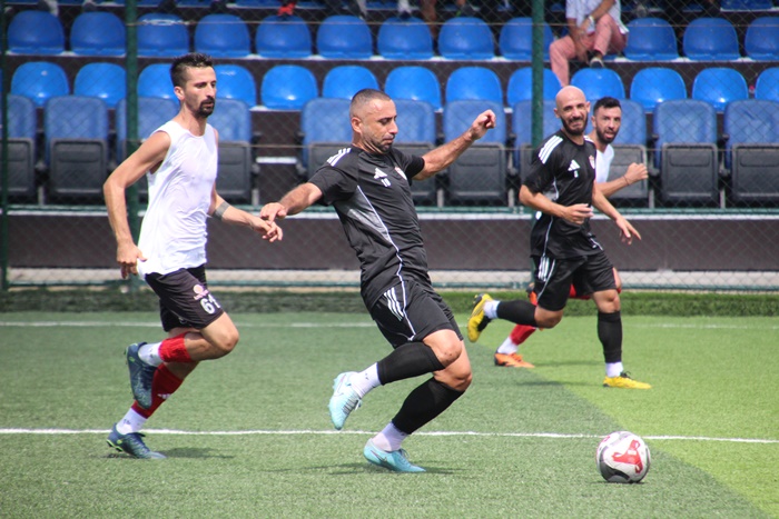 Taçspor ile Göktürk Saray hazırlık maçında karşılaştılar