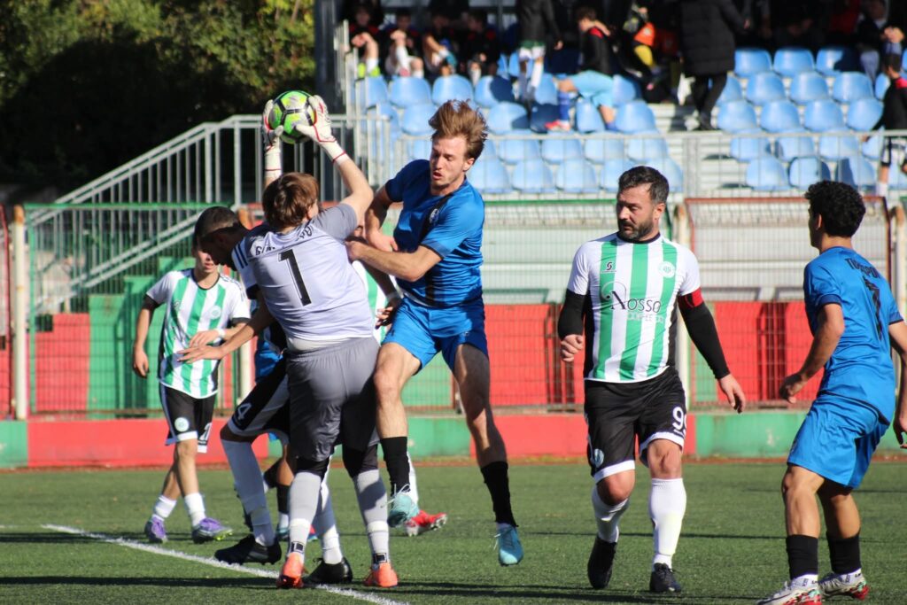 Tunçspor Paşabahçe’de farklı galip geldi