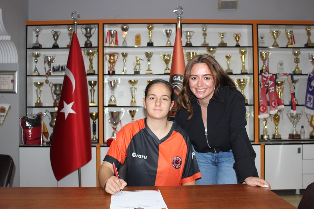 Sırma Akçakoç Gazi Mahallesispor’da