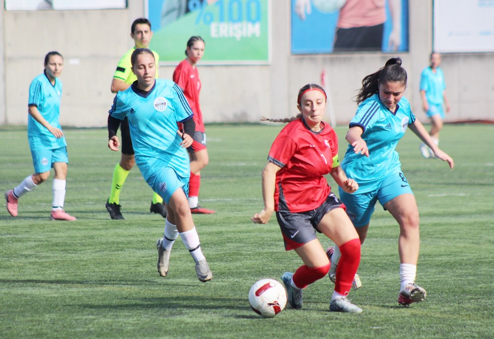 Bursa Soğanlı lige galibiyetle başladı