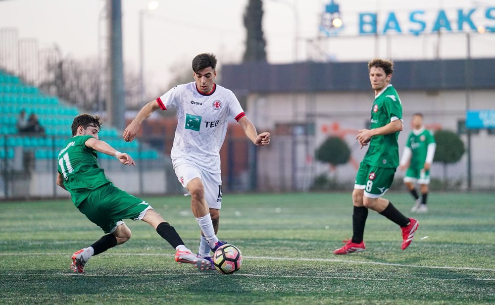 İstanbul Kastamonu deplasmanda farka koştu